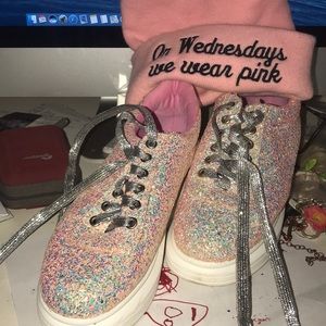 • Authentic Cape Robbins Sneakers •